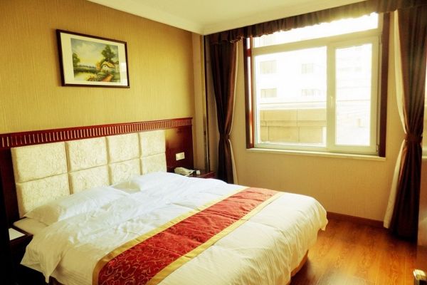 GreenTree Inn Chengde Luanping Luanyang Road Xiangyuan Road Express Hotel